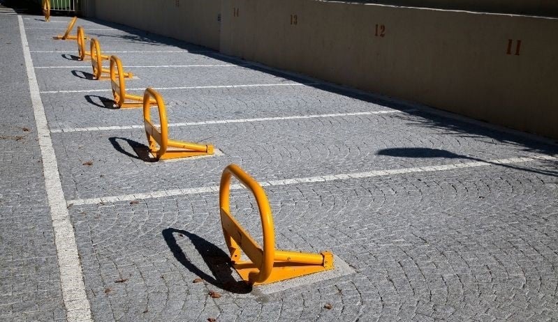 parking-bollard-installation